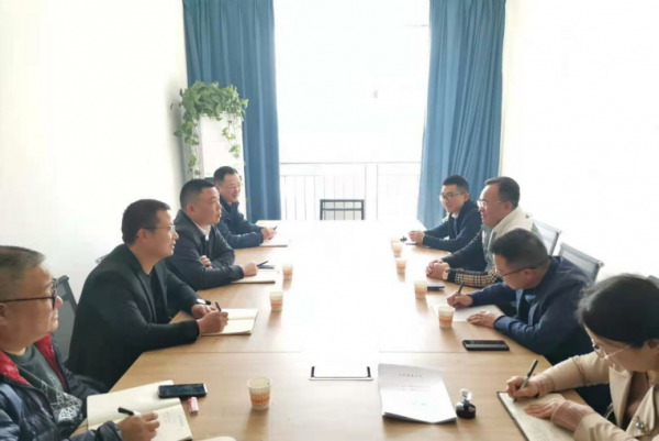新業務來了！——交發集團貿易公司簽約首個水泥供銷協議