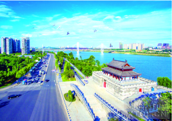 湘江河西風(fēng)光帶。