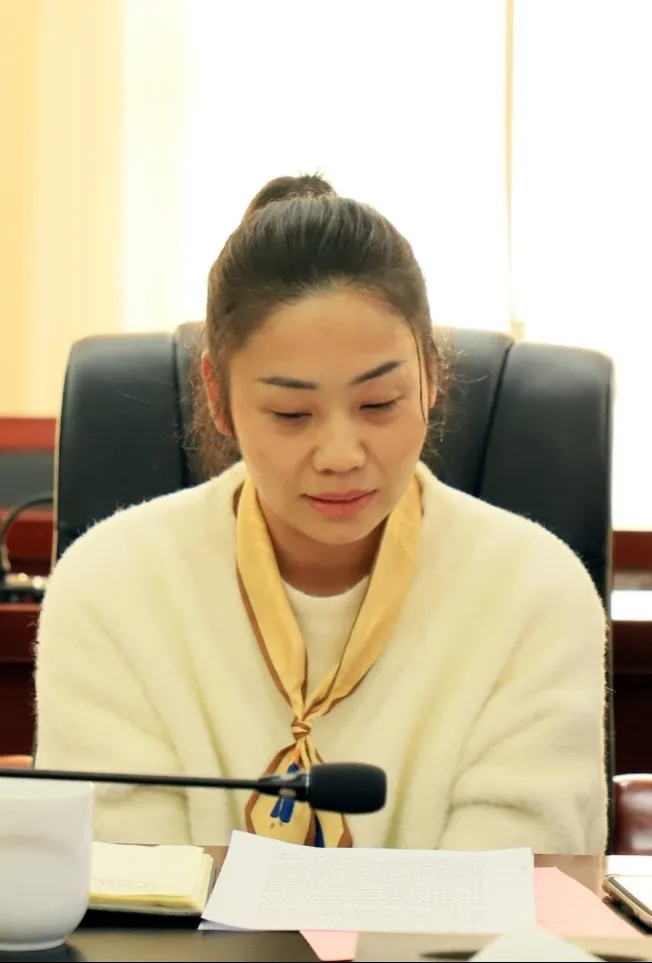 新思想激發(fā)新動(dòng)力,新血液迸發(fā)新力量!這場黨員大會(huì)收獲多 新思想激發(fā)新動(dòng)力,新血液迸發(fā)新力量!這場黨員大會(huì)收獲多